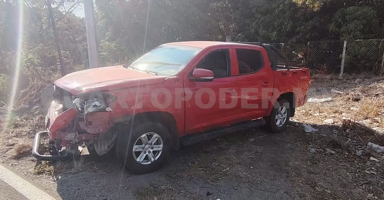 La camioneta trató de retornar realizando una vuelta prohibida. Víctor Sánchez / CP