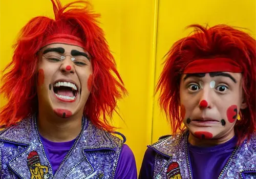 Lapizito defiende a su hermana Lapizito defiende a su hermana