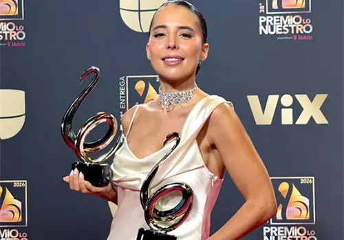 Majo Aguilar gana en premios Lo Nuestro Majo Aguilar gana en premios Lo Nuestro
