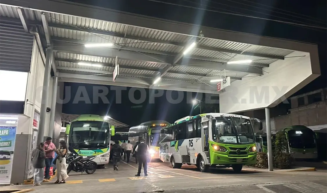 Exhortaron a las y los usuarios a reprogramar su viaje. Osman Toledo / CP