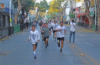 Miles corren con el Ej&eacute;rcito Mexicano