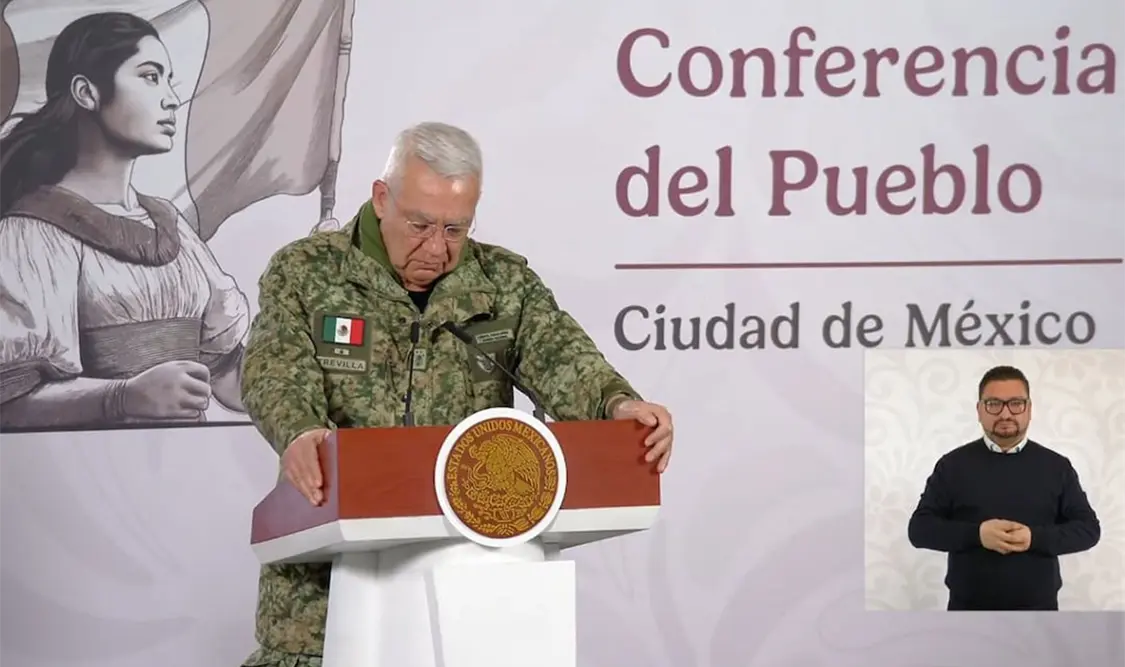 El secretario de la Defensa Nacional sollozó ante los hechos y reconoció a los elementos de las Fuerzas Armadas. Cortesía