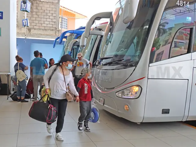 Restablecen servicios de transporte Restablecen servicios de transporte