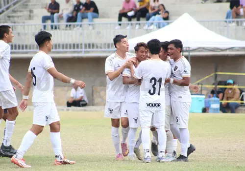 Empate electrizante en el nido de Pavones Empate electrizante en el nido de Pavones