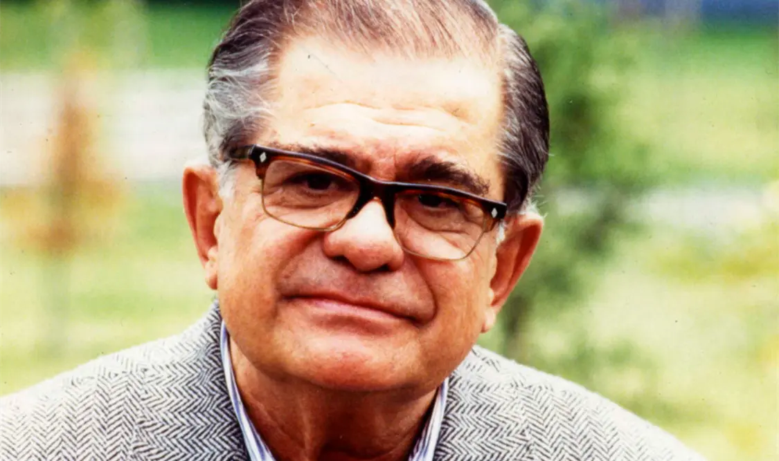 Rinden homenaje a Miguel León-Portilla