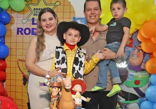 Luis Rodrigo festeja sus 6 años Luis Rodrigo festeja sus 6 años