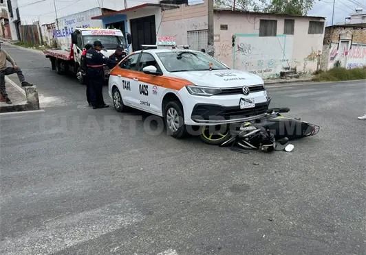 Detienen a taxista tras arrollar a motorista Detienen a taxista tras arrollar a motorista