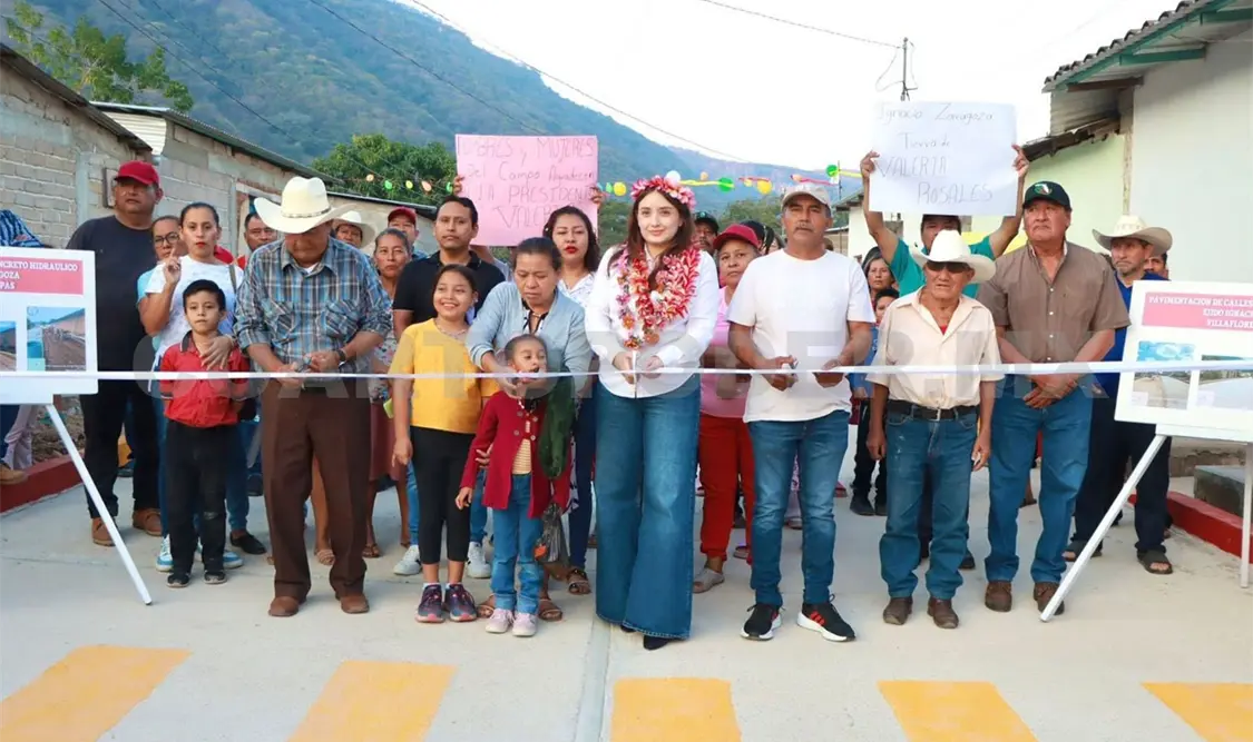 Valeria Rosales inaugura calle en Ignacio Zaragoza