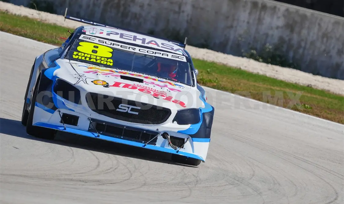 El auto 8 mostró su potencial en la fecha 1 de Súper Copa Roshfrans, logrando un 2º y un 5º puesto en territorio yucateco. Cortesía