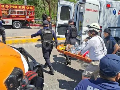 Lo hallan tirado al fondo de un canal de desagüe Lo hallan tirado al fondo de un canal de desagüe