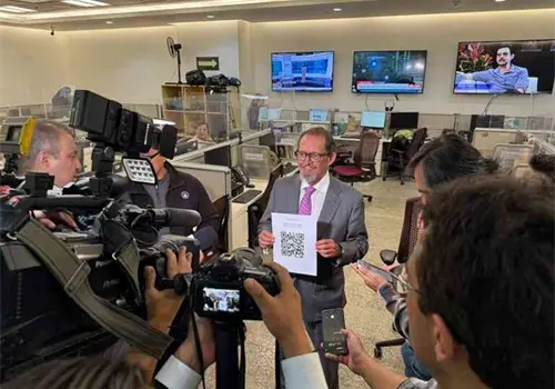 Van 21 aspirantes para ASF; se apunta Emilio Barriga