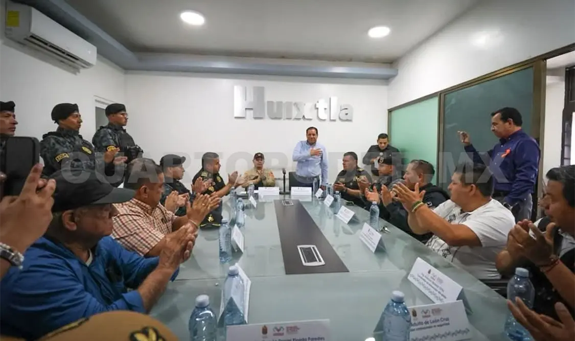 Realizaron la presentación oficial del comandante Óscar Rafael Morales Nohpal. Ramón García / CP