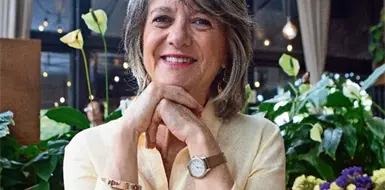 Malvido gana premio La Reina Roja Malvido gana premio La Reina Roja