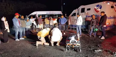 Atropella camión de valores a motorista Atropella camión de valores a motorista