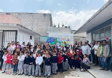 Dona San Crist&oacute;bal terrenos a escuela primaria