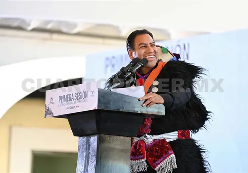 Eduardo Ramírez y Guillén atestiguan sesión de la SCJN Eduardo Ramírez y Guillén atestiguan sesión de la SCJN