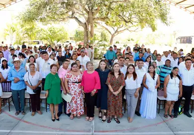 Realiza 96 bodas colectivas gratuitas en Villaflores