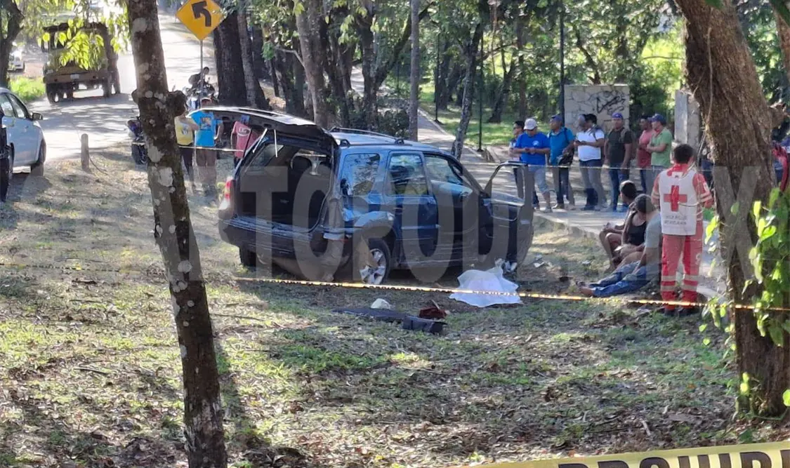 Aparatosa volcadura salda con una fallecida