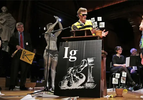 Premios Ig Nobel: ciencia que te hace reír y pensar Premios Ig Nobel: ciencia que te hace reír y pensar