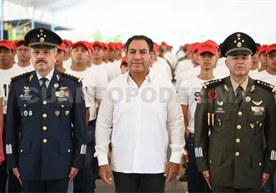 Asiste ERA a ceremonia del Servicio Militar