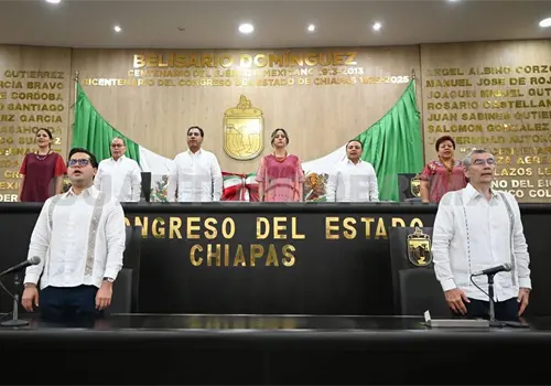 Entregan Medalla Ángel Albino a Florentino Pérez Entregan Medalla Ángel Albino a Florentino Pérez