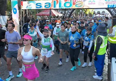 Llevan a cabo el treceavo Medio Marat&oacute;n