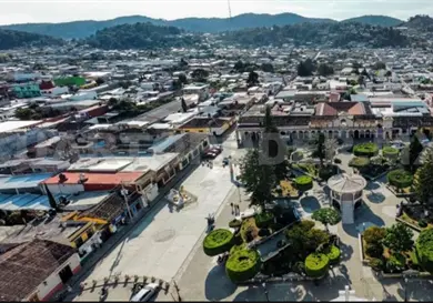 Contin&uacute;an reclamos por falta del servicio de luz