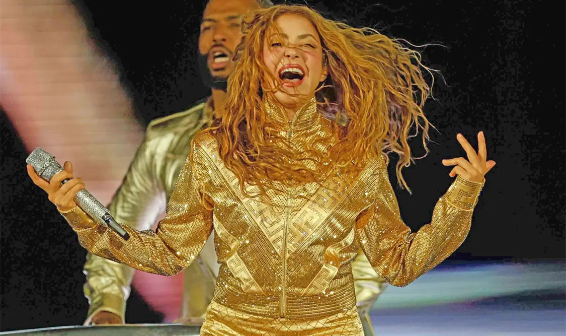 Shakira logra caza bestial en el Zócalo