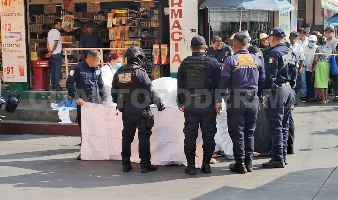 Se intentó reanimar su corazón, pero solo se confirmó el deceso. Ulises Villalobos / CP