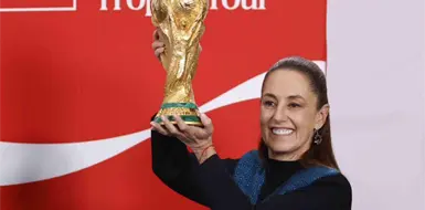 Sheinbaum recibe la Copa del Mundo