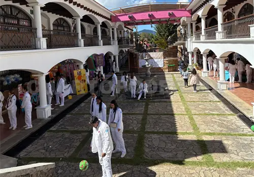 Se&ntilde;alan despidos injustificados en la Unich