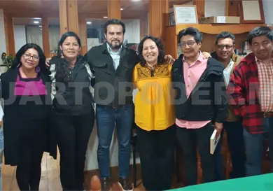Visita hist&oacute;rica del secretario de Educaci&oacute;n