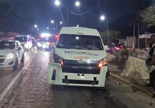 Una aparatosa colisi&oacute;n m&uacute;ltiple deja seis heridos