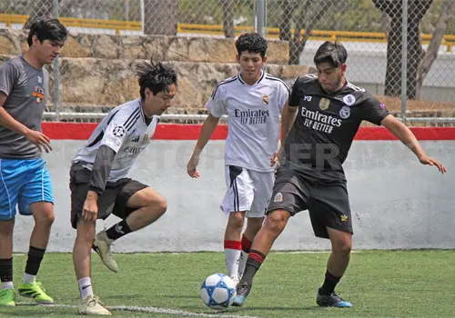 Ice Cars FC arranc&oacute; con paso arrollador