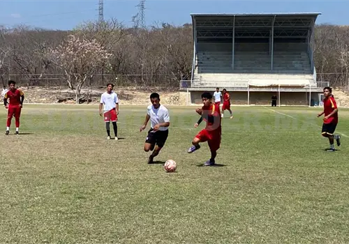 Reciben al subl&iacute;der Cruz Azul Lagunas