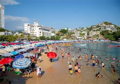 Incrementa Acapulco afluencia tur&iacute;stica