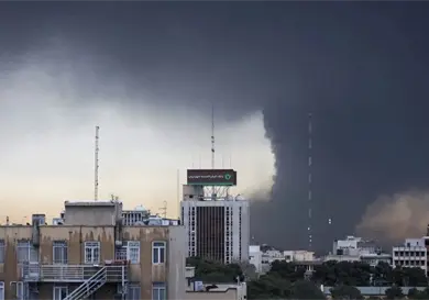 Lanza Emiratos &Aacute;rabes ofensiva en contra de Ir&aacute;n