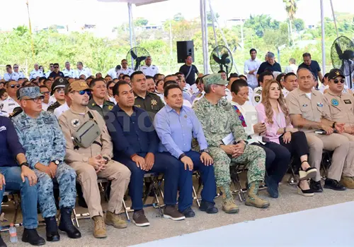 Participa Moreno Guill&eacute;n en Mesa de Paz