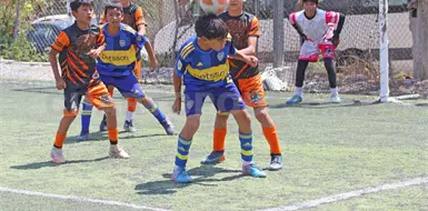 Jaguares firma espectacular remontada