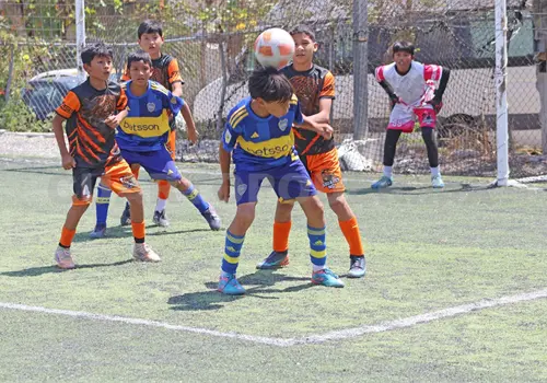 Jaguares firma espectacular remontada