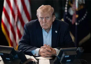 Bajan precios del petr&oacute;leo tras dichos de Trump