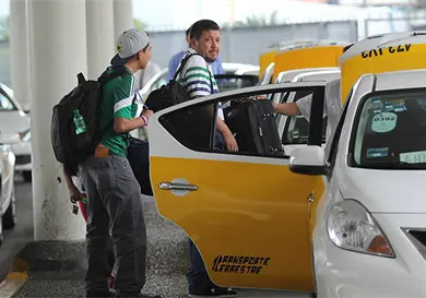 GN realizar&aacute; operativos contra taxis de plataformas