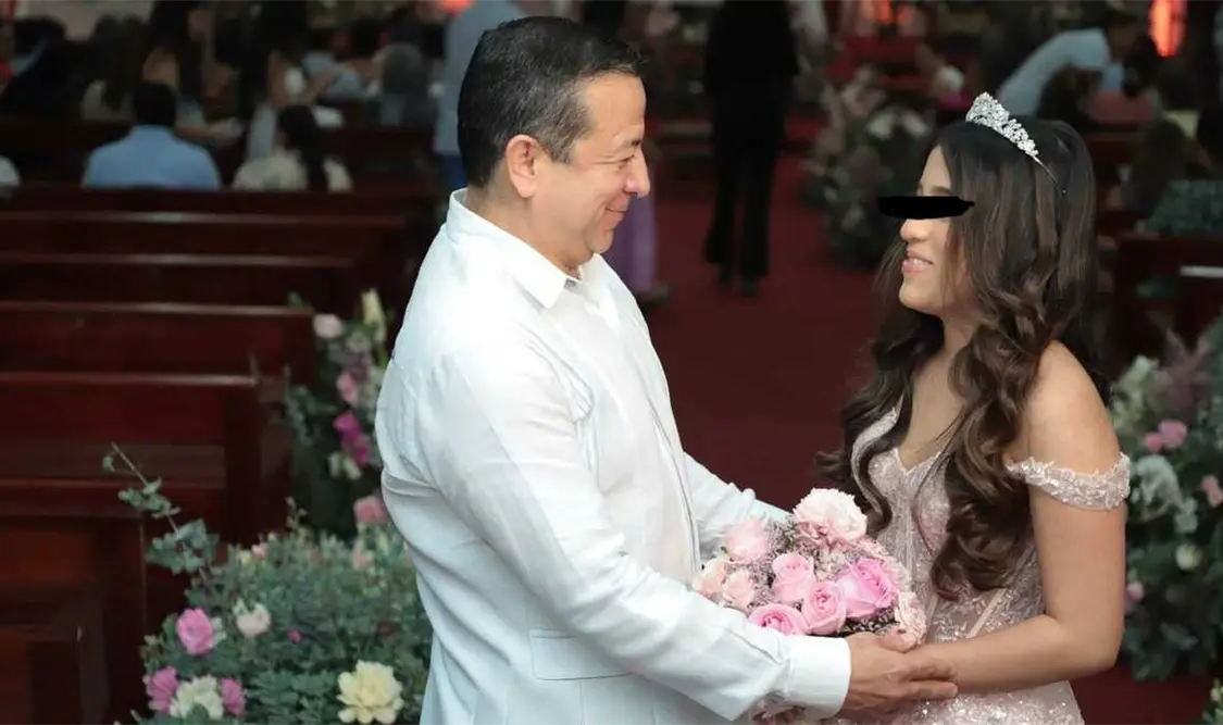 Guerrero Rojas es un empresario que viene de cerca de 20 años de Pemex, que pasó por el PAN y el PRI, dijo el secretario sobre el empresario. Cortesía