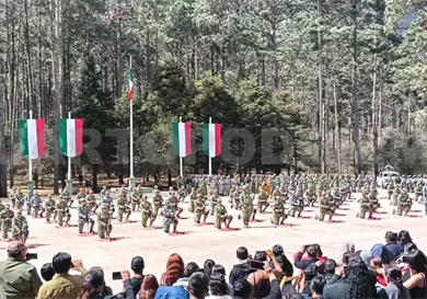 J&oacute;venes del Cacir se grad&uacute;an como soldados