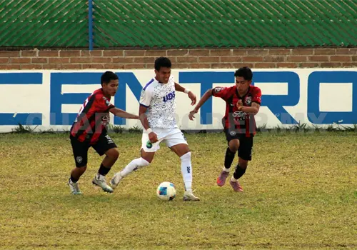 Victoria en casa para salir del bache