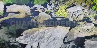 Deslave en el tramo carretero Tecpat&aacute;n-Mezcalapa