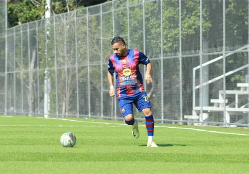 Coratux sorprende a San Francisco Coratux sorprende a San Francisco