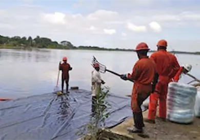 Presentan denuncia por derrame