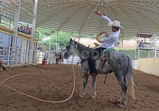 Dorados de la Selva abre con triunfo Dorados de la Selva abre con triunfo