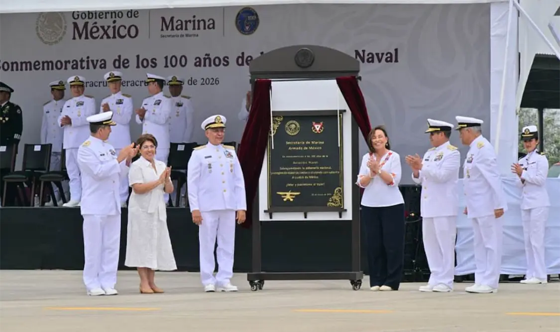 En el evento por el centenario de la Aviación Naval, se reiteró el compromiso de los marinos con el país. Cortesía